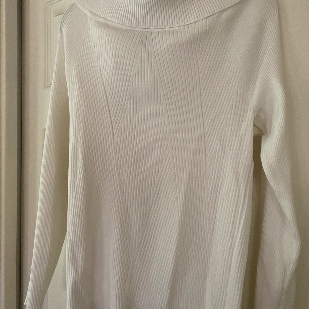 White Sweater White House Black Market